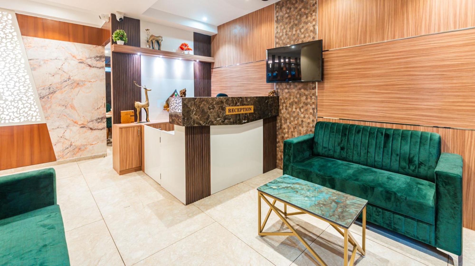 Lemon Wood Hotel